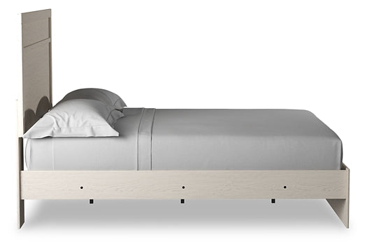 Stelsie Panel Bed