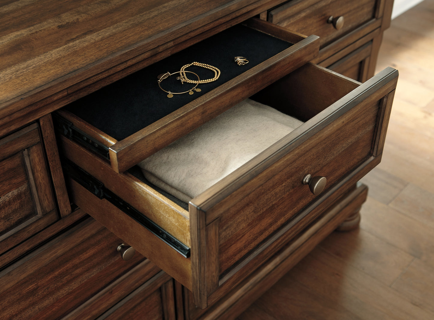 Flynnter Panel Bed With 2 Storage Drawers With Mirrored Dresser And Chest