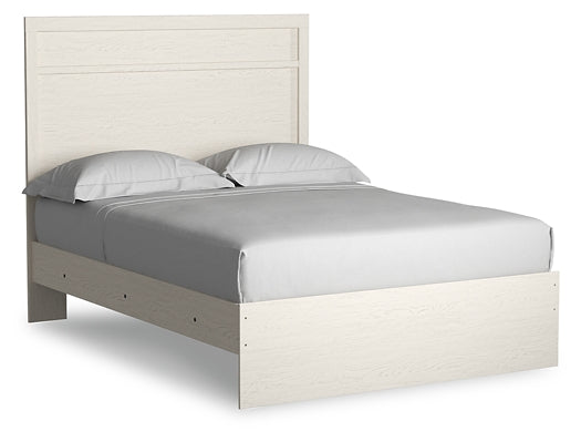 Stelsie Panel Bed