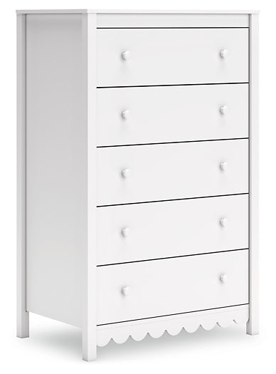 Hallityn Five Drawer Chest